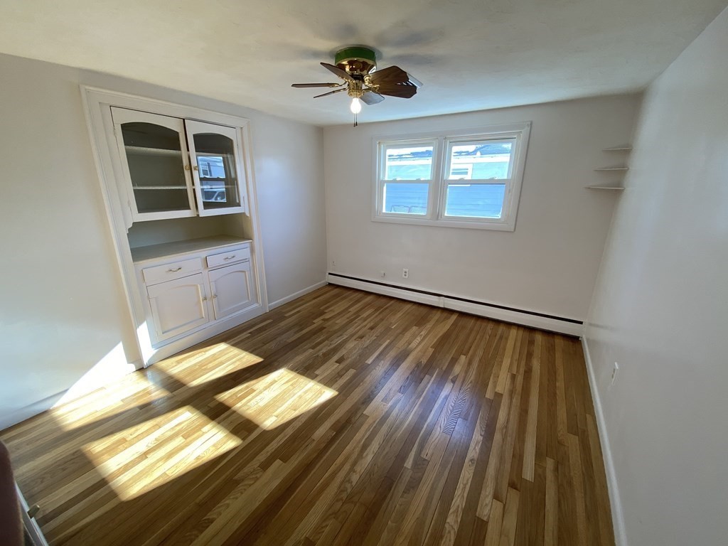 24 Meade Road Waltham, MA 02451 - Photo 6 of 14