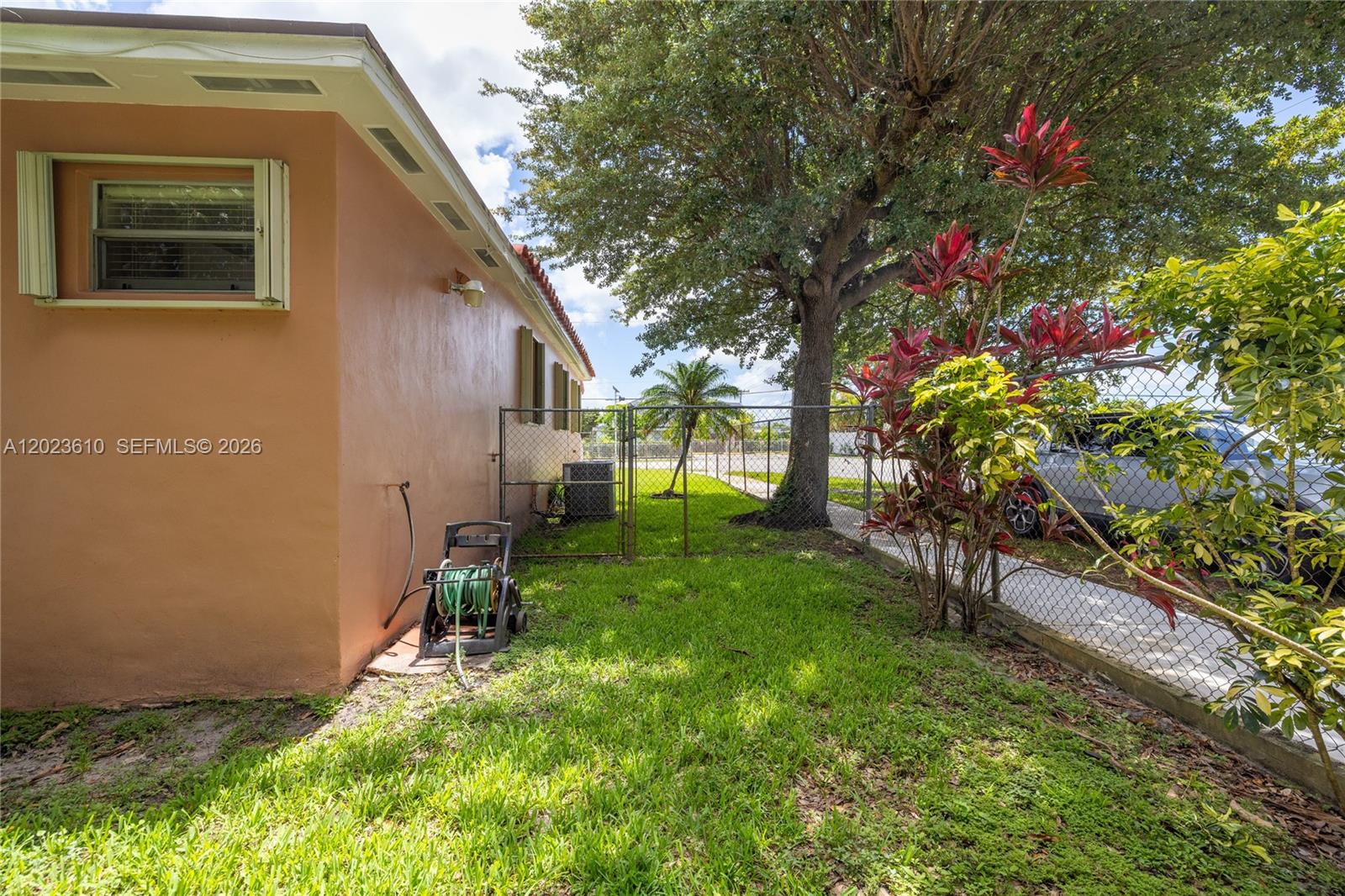 540 Southwest 60th Avenue Miami, FL 33144 - Photo 32 of 37