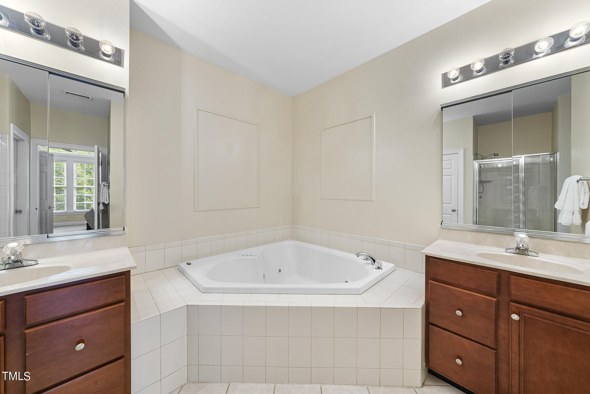 9120 White Eagle Court Raleigh, NC 27617 - Photo 16 of 39 DSC06598