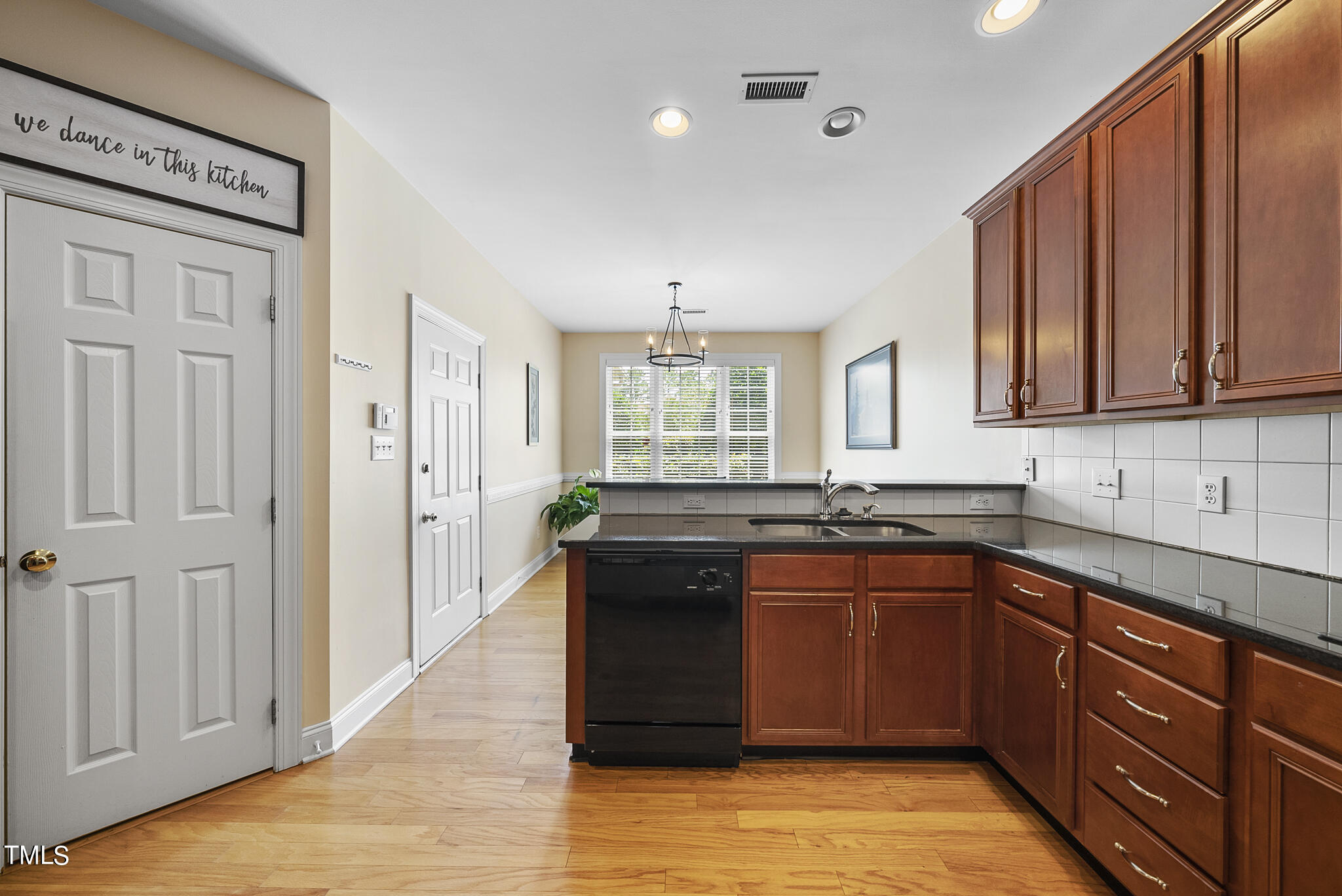 9120 White Eagle Court Raleigh, NC 27617 - Photo 23 of 39 DSC06616