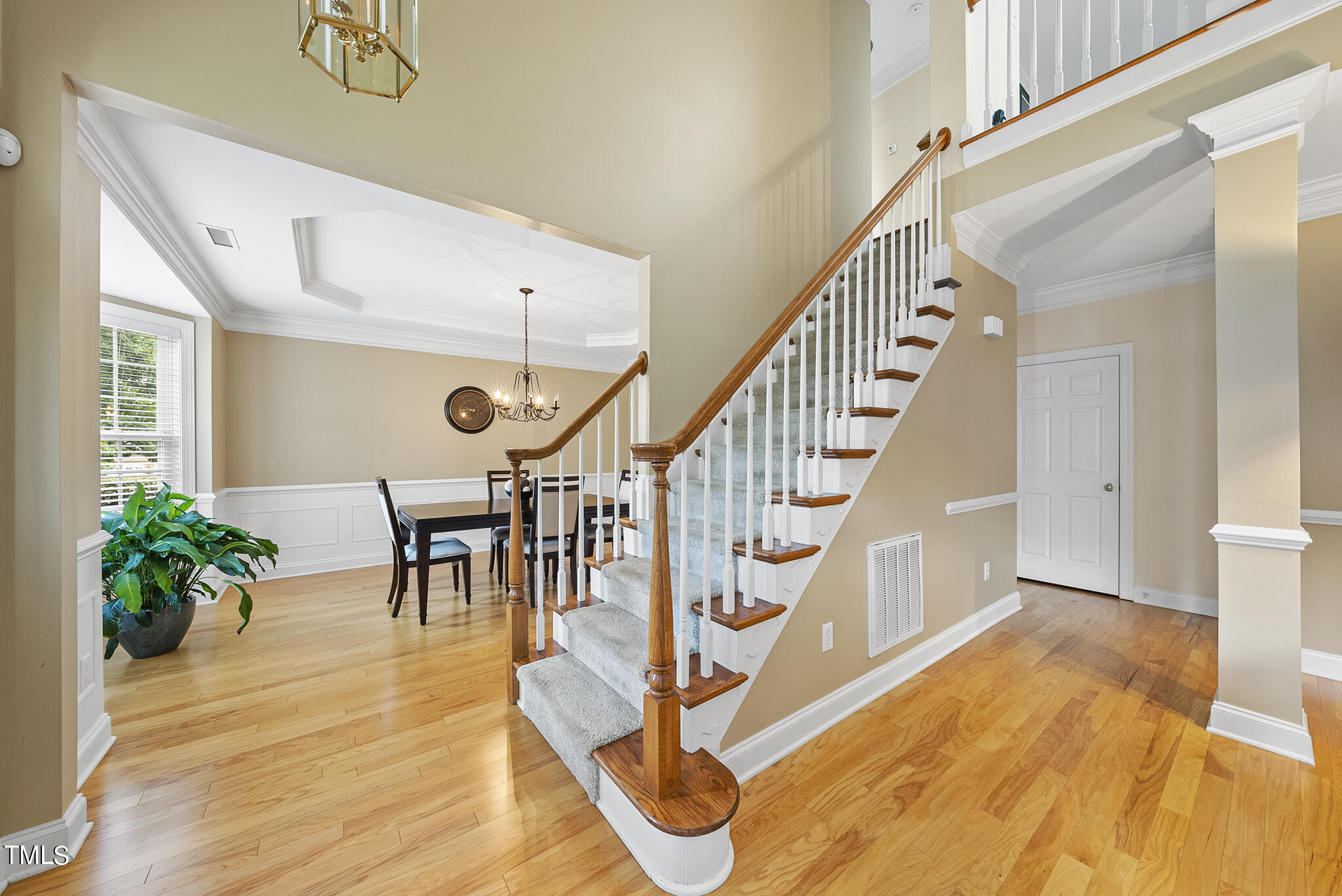 9120 White Eagle Court Raleigh, NC 27617 - Photo 7 of 39 DSC06565