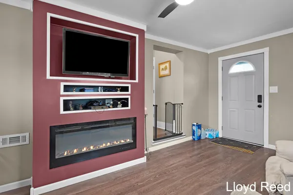$270,000 | 708 Brush Street, Portland, MI 48875