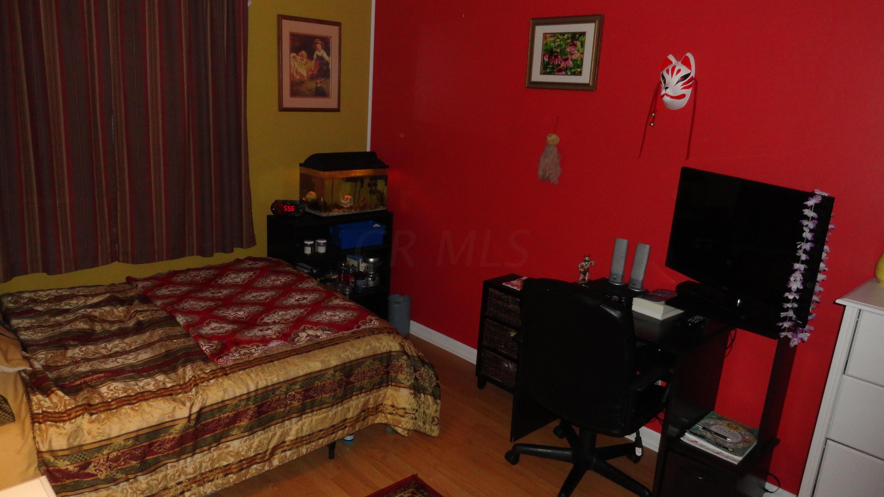 3334 Faycrest Road Columbus, OH 43232 - Photo 5 of 9 Gallery Image 5