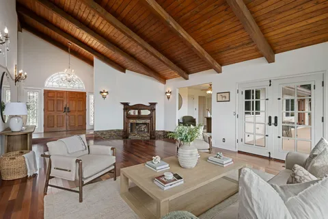 $2,549,000 | 246 Vereda Pradera, Goleta, CA 93117