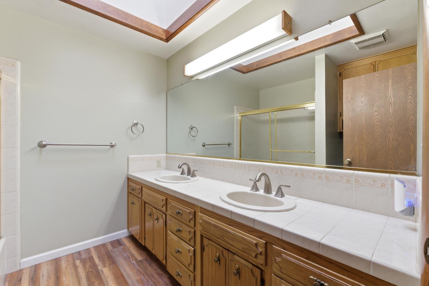 2377 Frederick Way Madera, CA 93637 - Photo 23 of 36