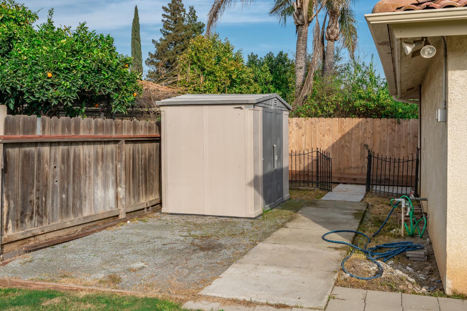 2377 Frederick Way Madera, CA 93637 - Photo 26 of 36