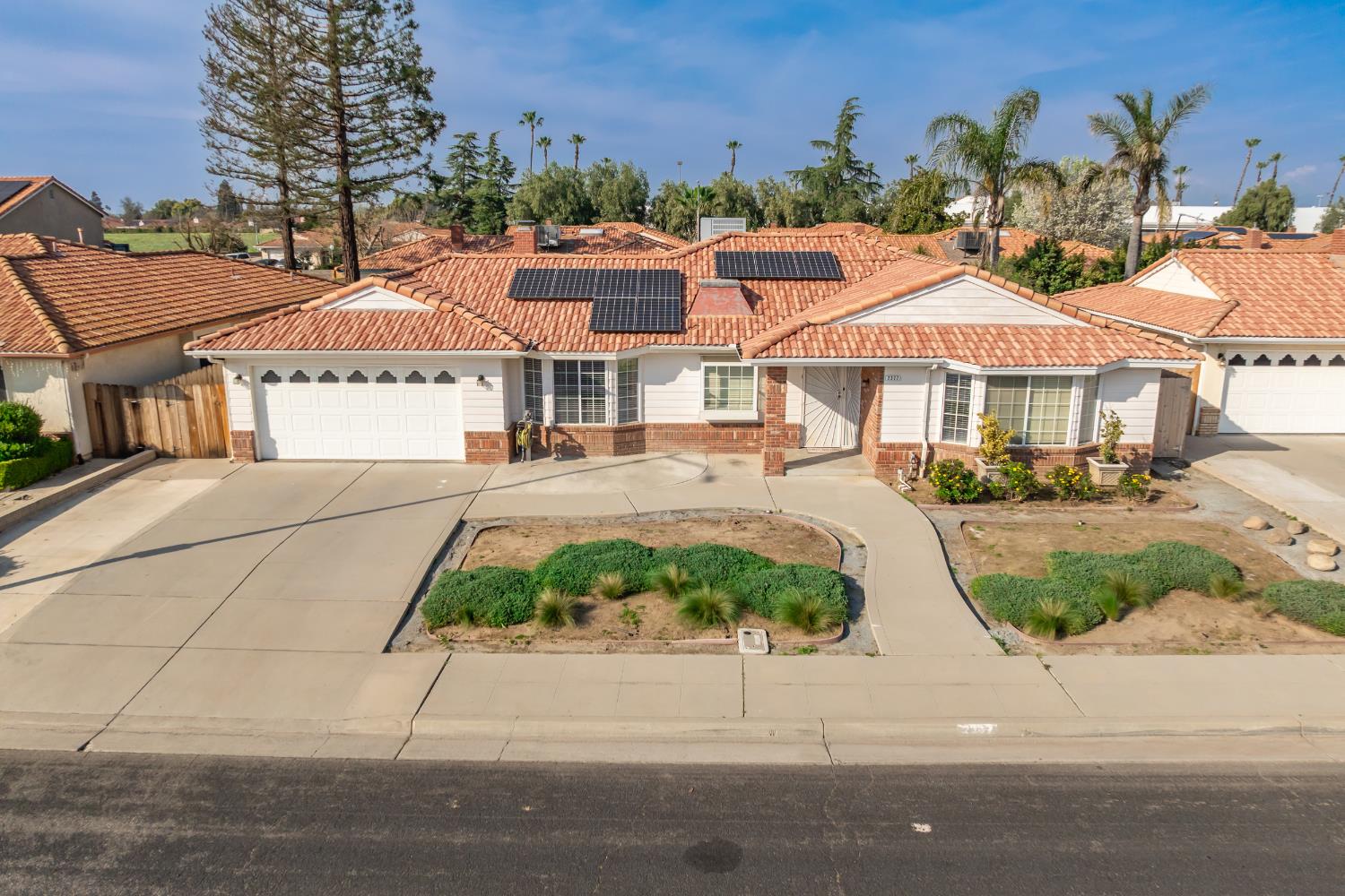 2377 Frederick Way Madera, CA 93637 - Photo 31 of 36