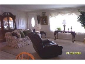 6 Santa Fe Road Nashua, NH 03062 - Photo 5 of 7