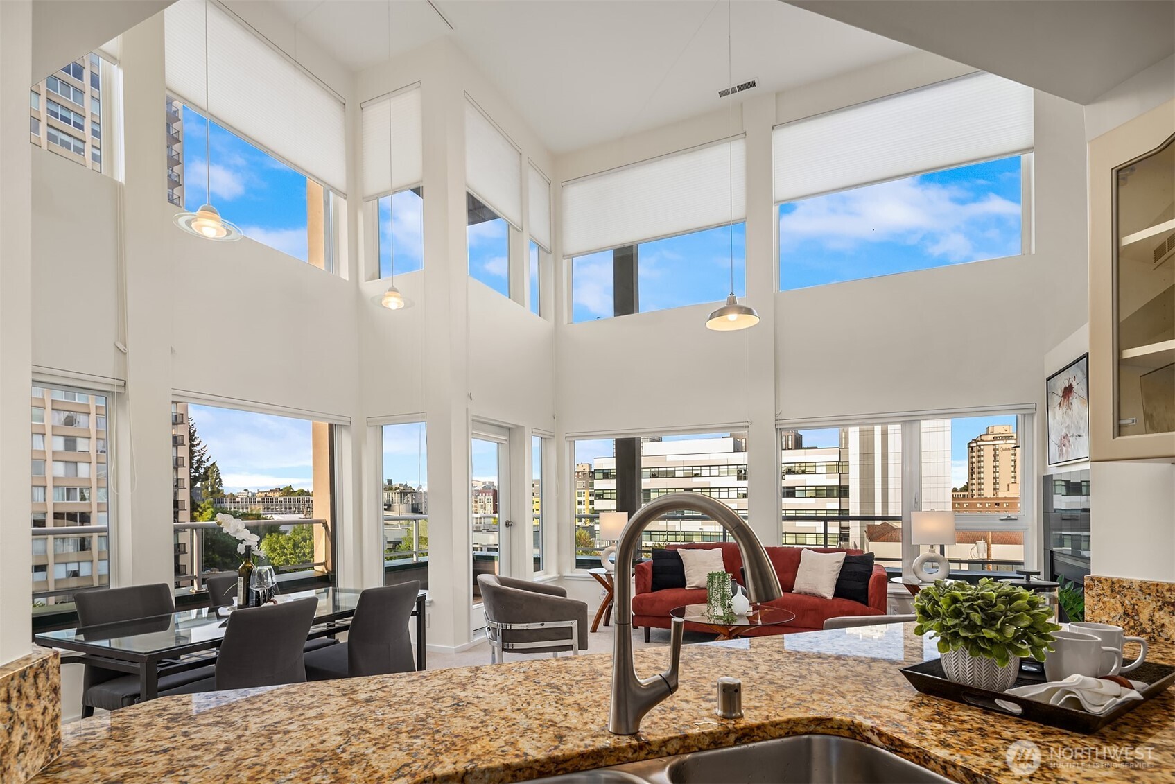 4528 8th Avenue Northeast, Unit 5A Seattle, WA 98105 - Photo 8 of 27 a view of a livingroom with furniture