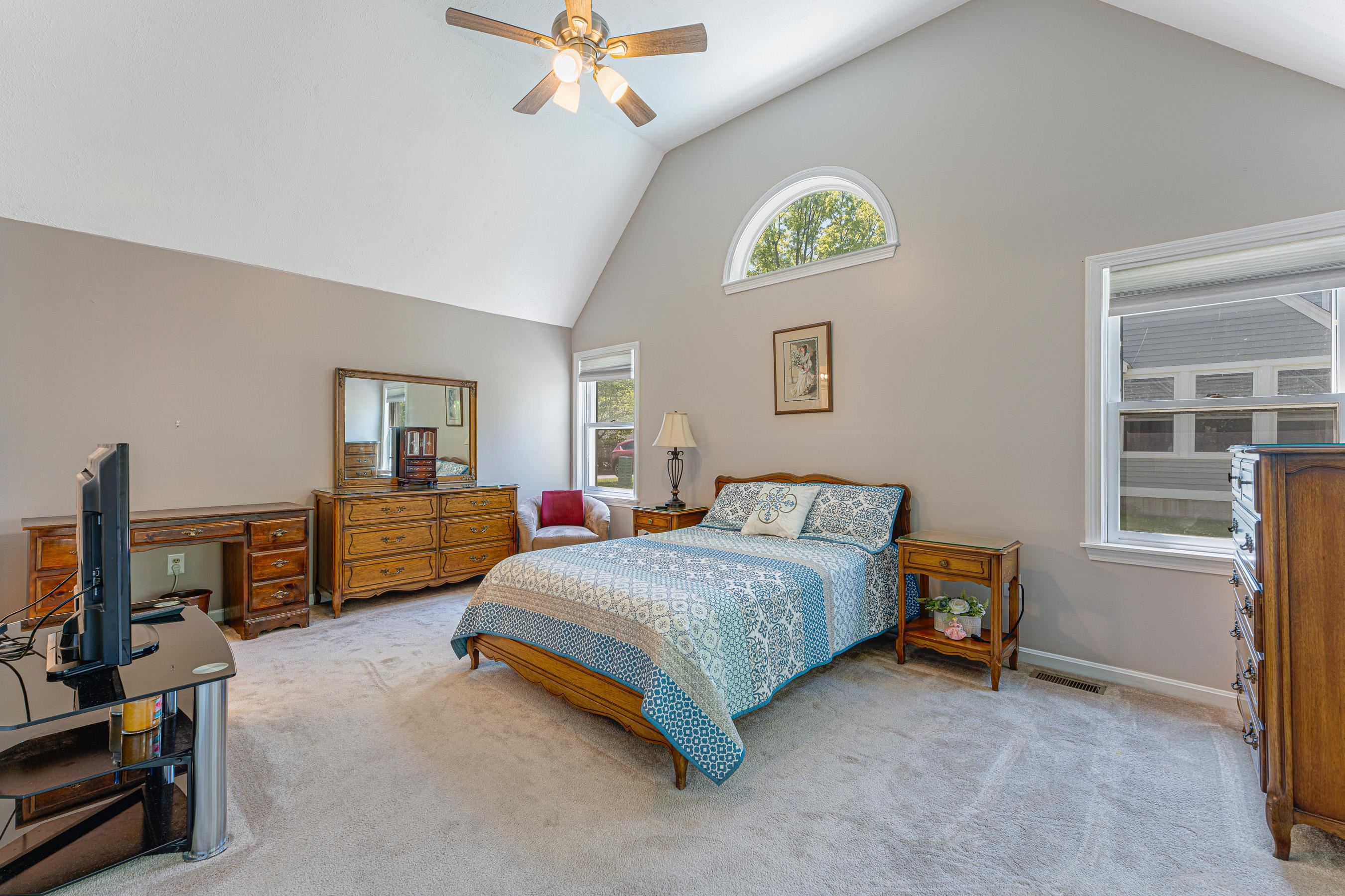 353 Winding Pond Road Londonderry, NH 03053 - Photo 14 of 45