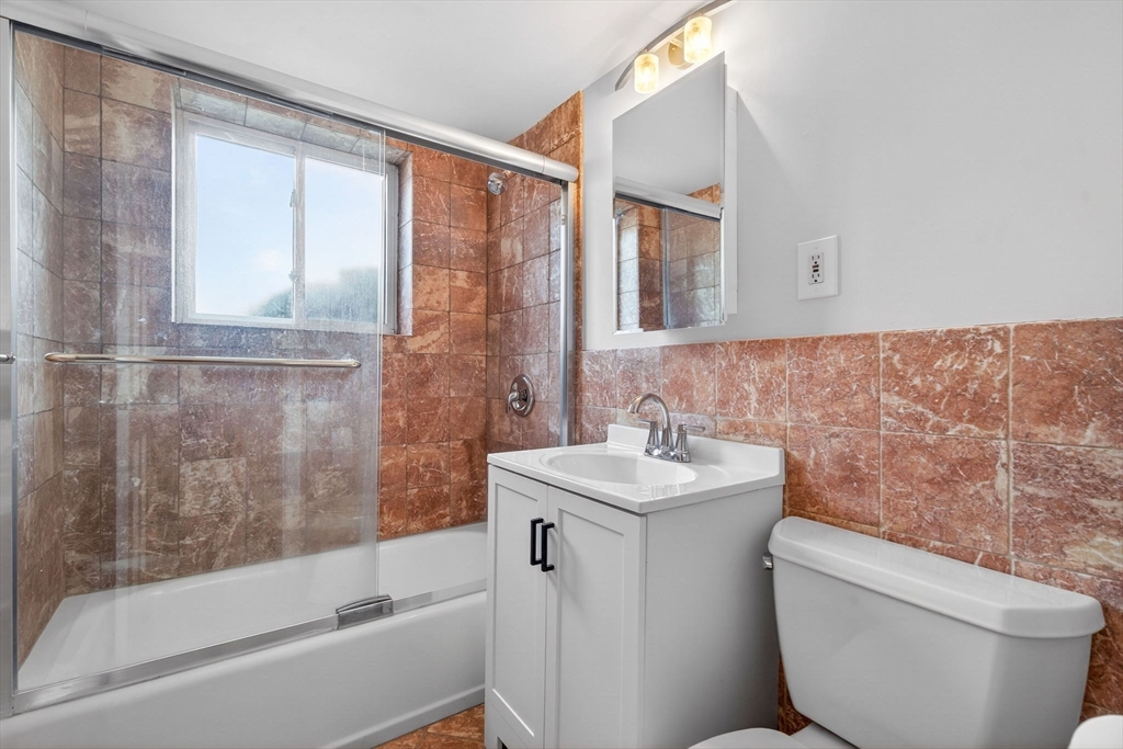 20 Westgate Road, Unit 2 Boston, MA 02467 - Photo 12 of 34