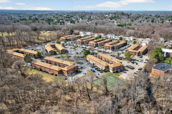 $2,600 | 20 Westgate Road, Unit 2, Boston, MA 02467