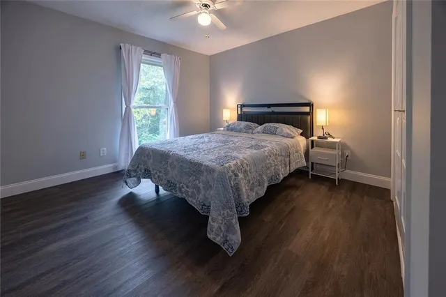 $2,200 | 4984 Meadow Lane, Marietta, GA 30068