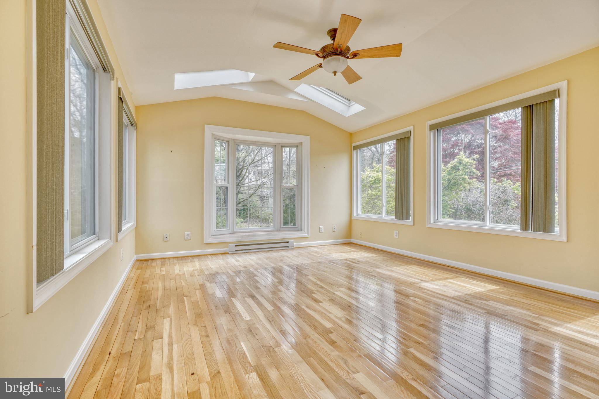 6715 Queens Ferry Road Baltimore, MD 21239 - Photo 5 of 77 Must See the Main Level Addition!