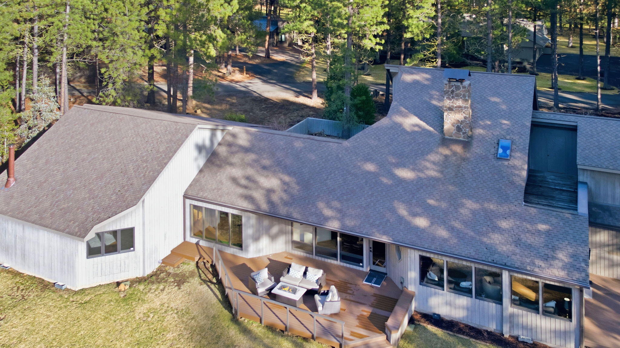 71059 Bracken Lane Black Butte Ranch, OR 97759 - Photo 2 of 49 49-web-or-mls-DJI_0499