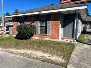 $1,375 | 210 Pkwy N Drive, Unit 55, Slidell, LA 70458