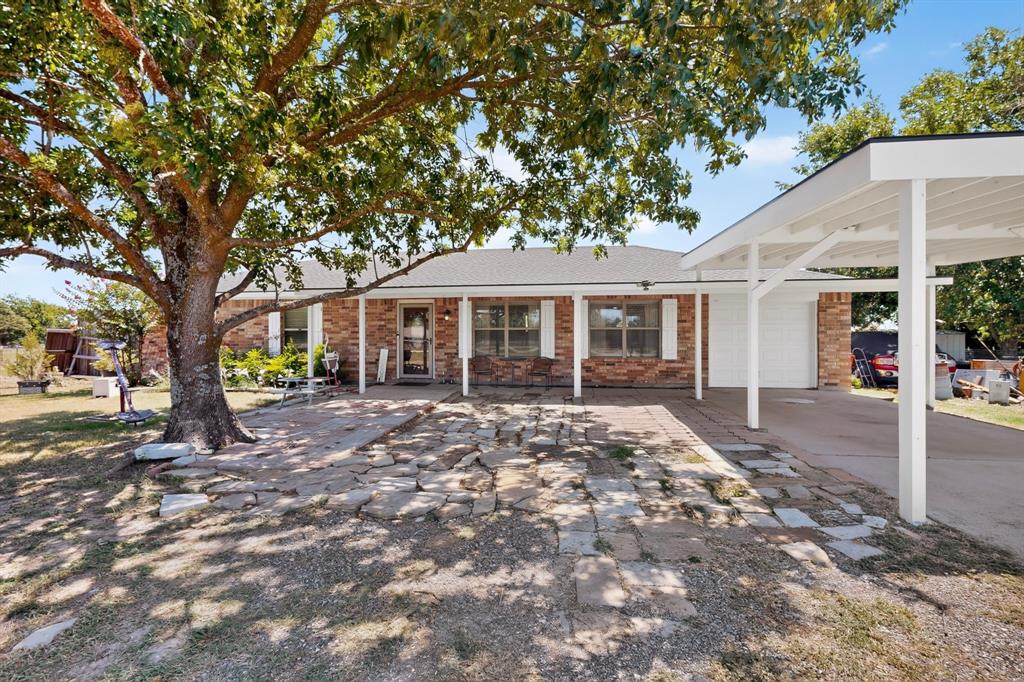 3671 Sundown Road Greenville, TX 75402 - Photo 2 of 40