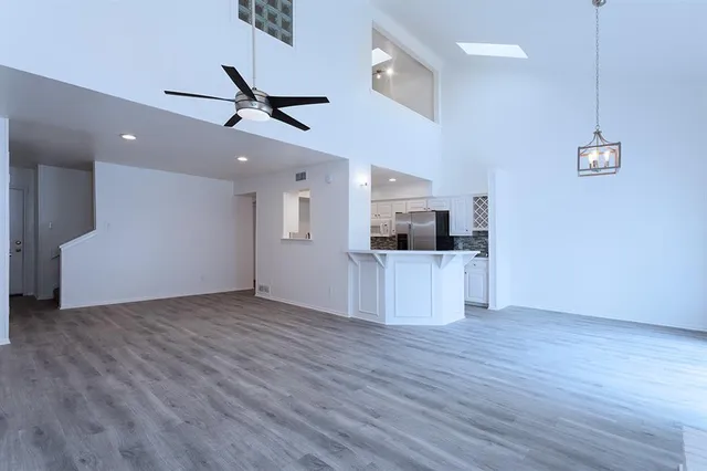 $2,100 | 7450 Holly Hill Drive, Unit 105, Dallas, TX 75231