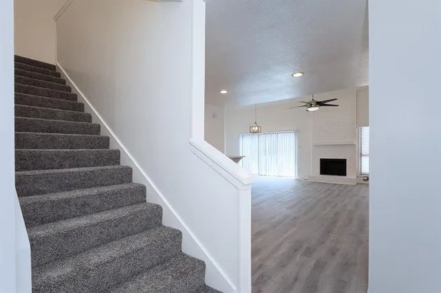 $2,100 | 7450 Holly Hill Drive, Unit 105, Dallas, TX 75231