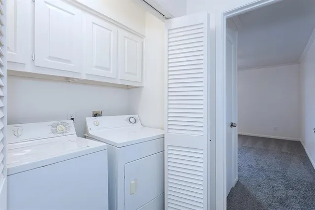 $2,100 | 7450 Holly Hill Drive, Unit 105, Dallas, TX 75231