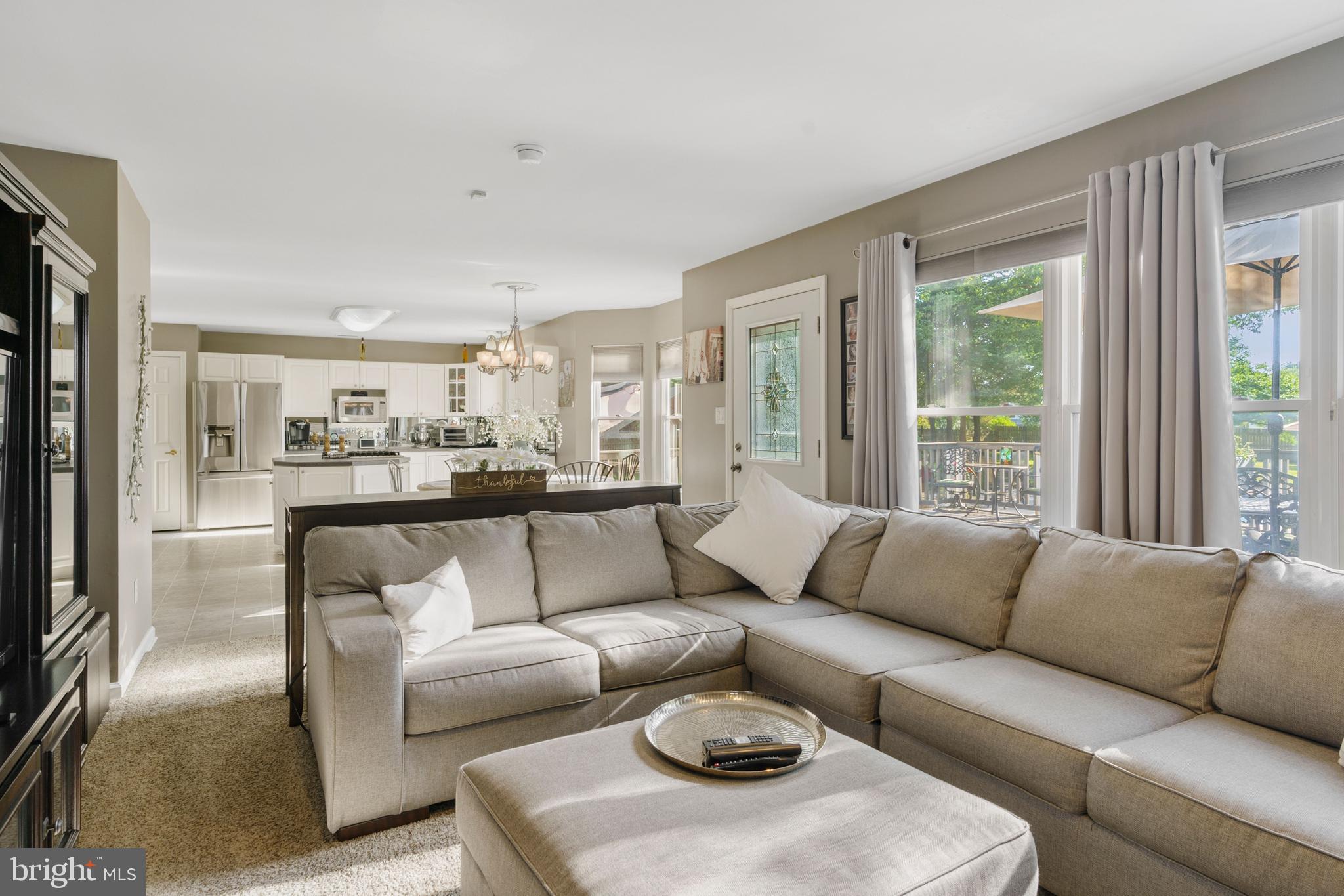 22 Sunset Road Blackwood, NJ 08012 - Photo 18 of 64 Family room