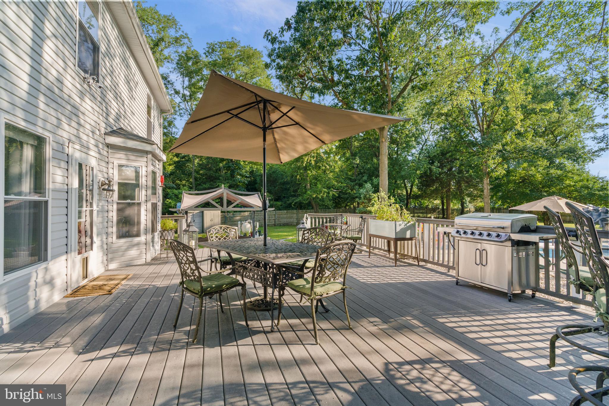 22 Sunset Road Blackwood, NJ 08012 - Photo 45 of 64 Oversized deck