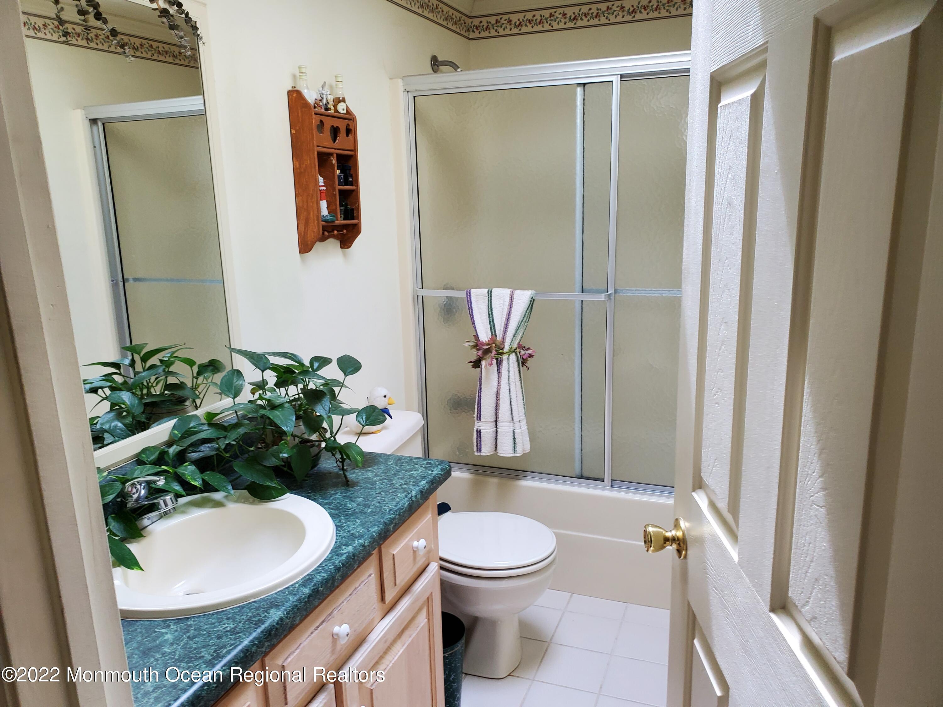 50 Pine Ridge Boulevard Whiting, NJ 08759 - Photo 15 of 20 50 prb 8