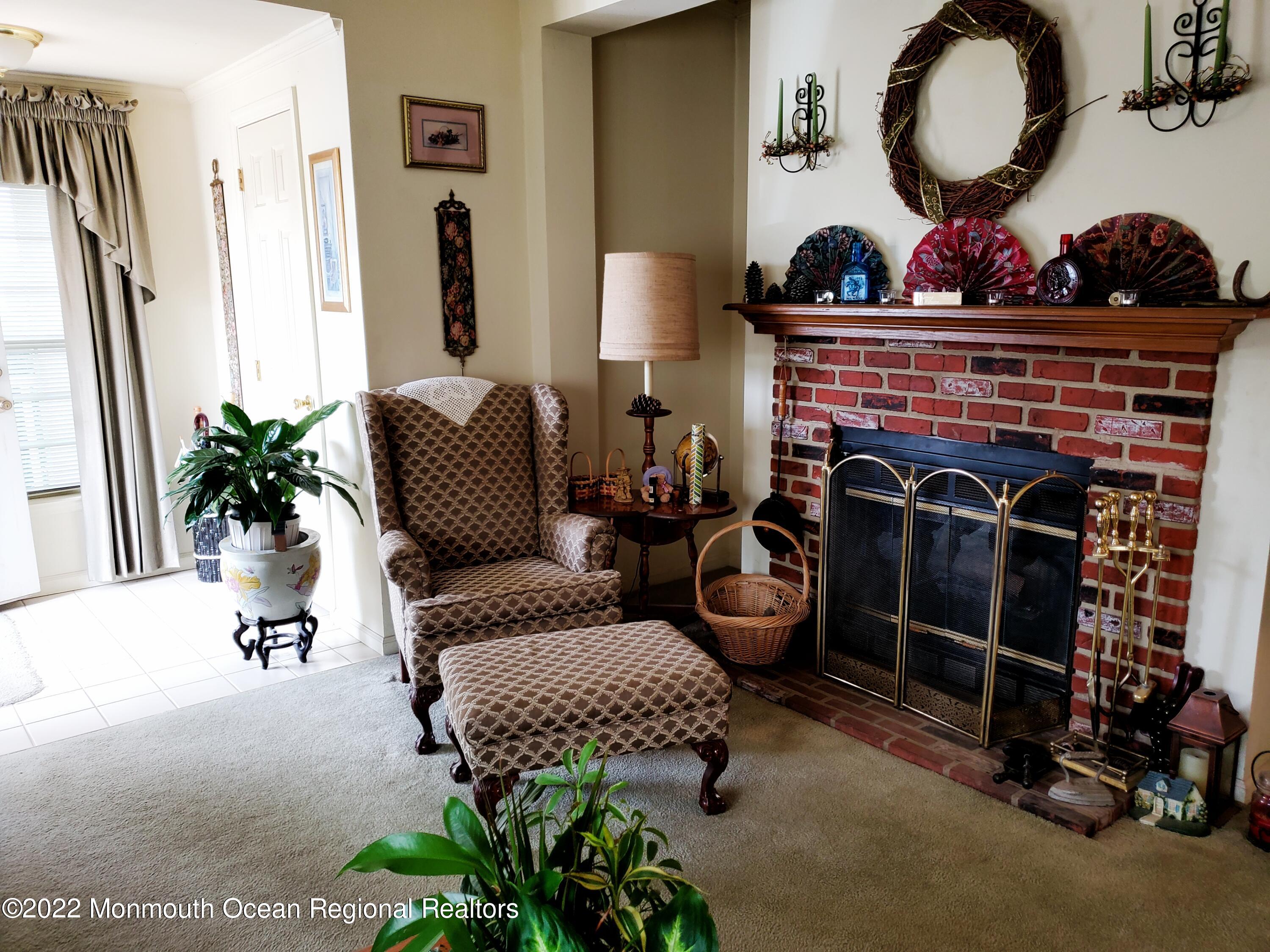 50 Pine Ridge Boulevard Whiting, NJ 08759 - Photo 5 of 20 50 prb 2