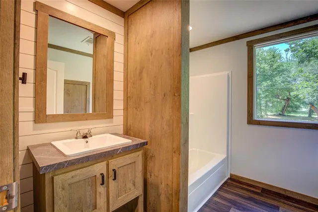 $284,500 | 3910 Highland Drive, Lone Oak, TX 75453