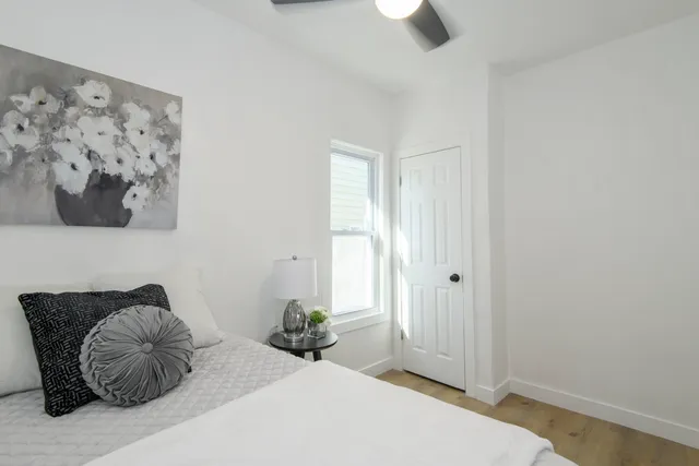 $379,900 | 1718 East Bradford Avenue, Unit 1720, Milwaukee, WI 53211