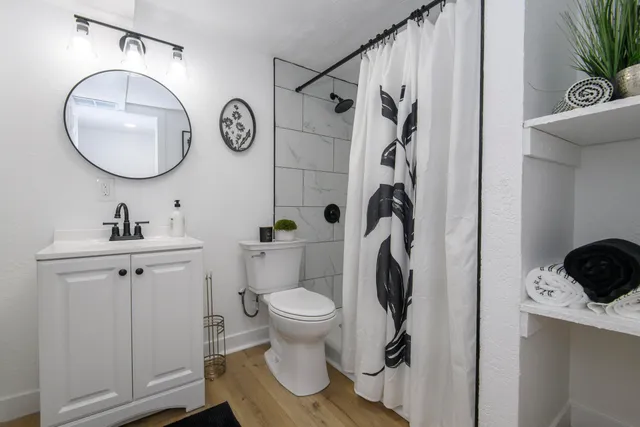 $379,900 | 1718 East Bradford Avenue, Unit 1720, Milwaukee, WI 53211