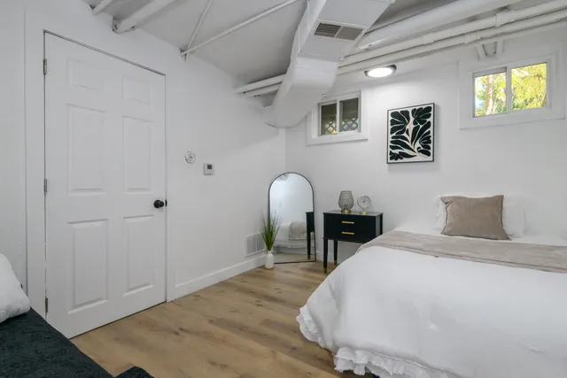 $379,900 | 1718 East Bradford Avenue, Unit 1720, Milwaukee, WI 53211