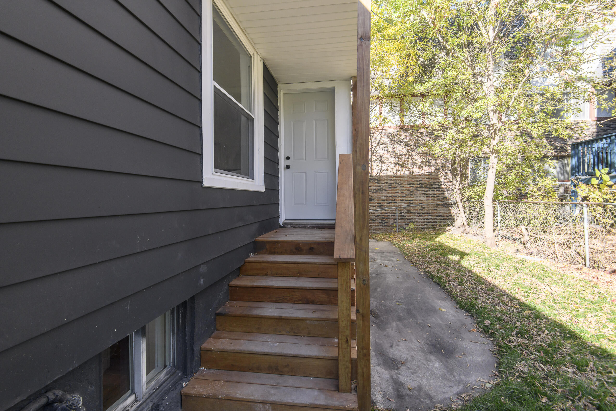 1718 East Bradford Avenue, Unit 1720 Milwaukee, WI 53211 - Photo 45 of 60 1718 E Bradford-46