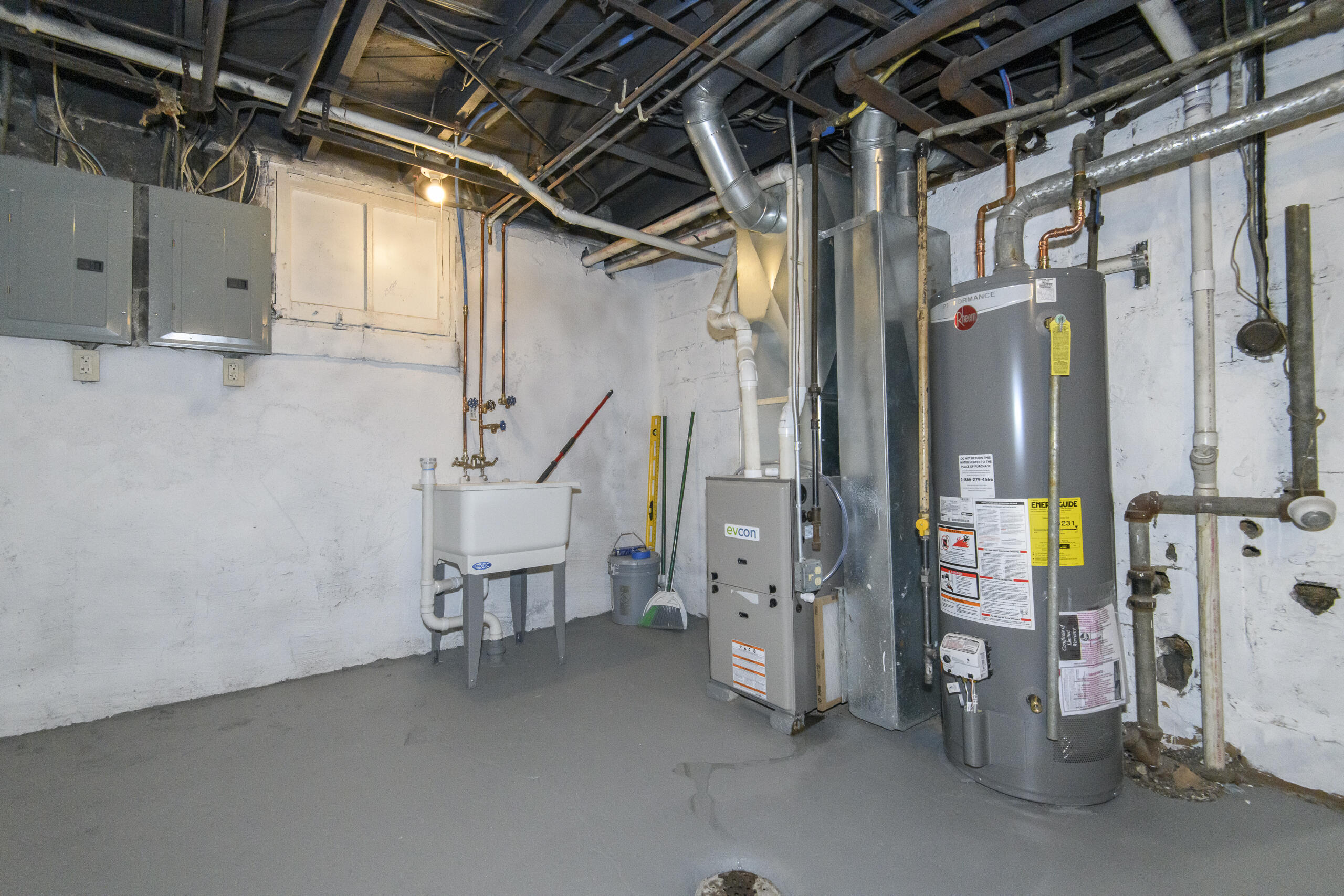 1718 East Bradford Avenue, Unit 1720 Milwaukee, WI 53211 - Photo 51 of 60 1718 E Bradford-29