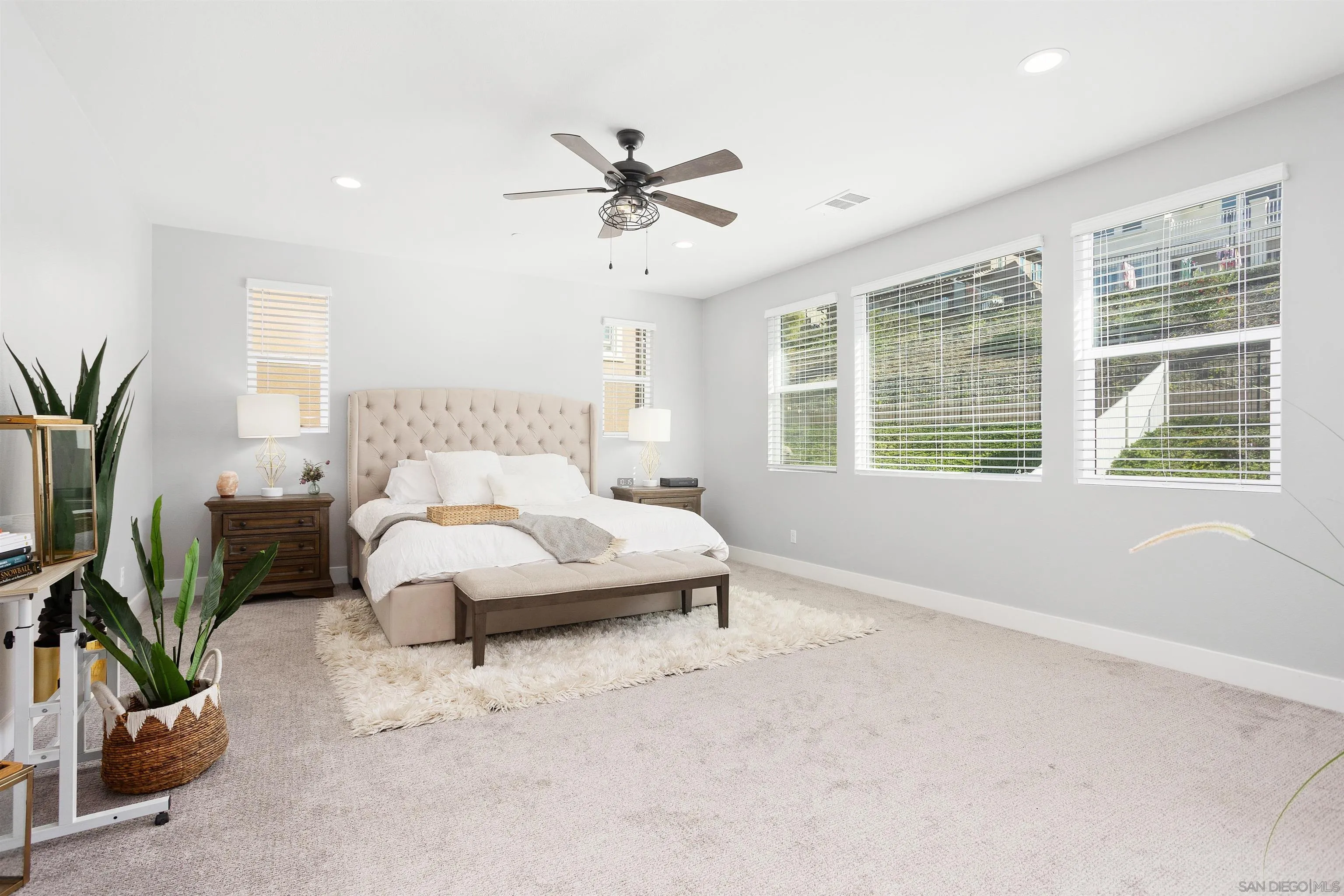 327 Ventasso Way Fallbrook, CA 92028 - Photo 15 of 39 Gallery Image 15