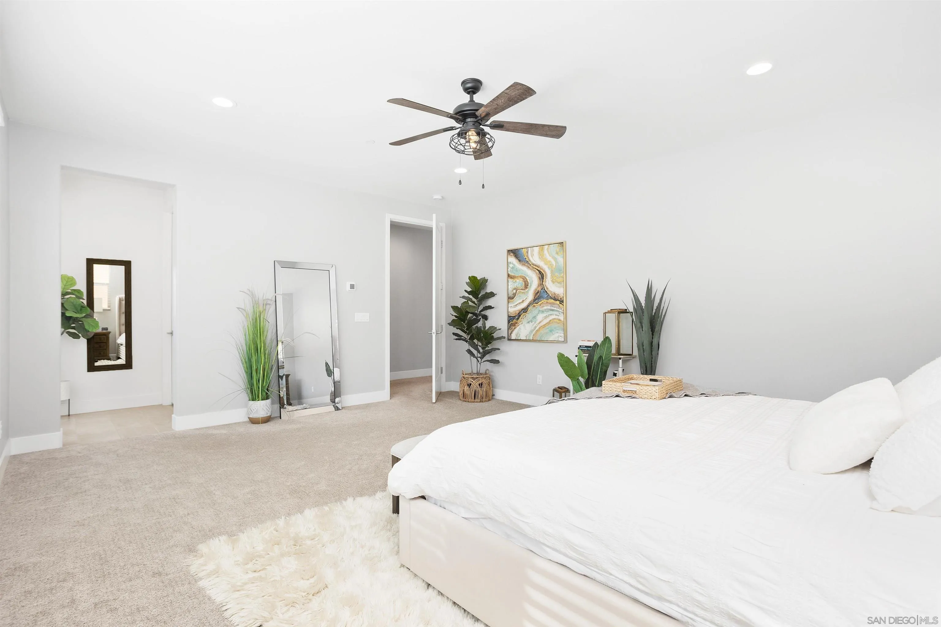 327 Ventasso Way Fallbrook, CA 92028 - Photo 16 of 39 Gallery Image 16