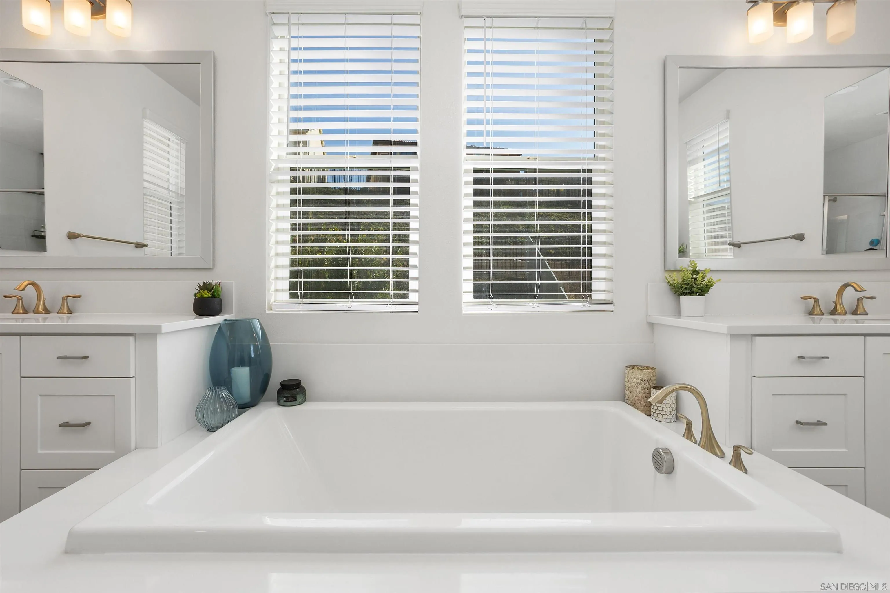 327 Ventasso Way Fallbrook, CA 92028 - Photo 18 of 39 Gallery Image 18