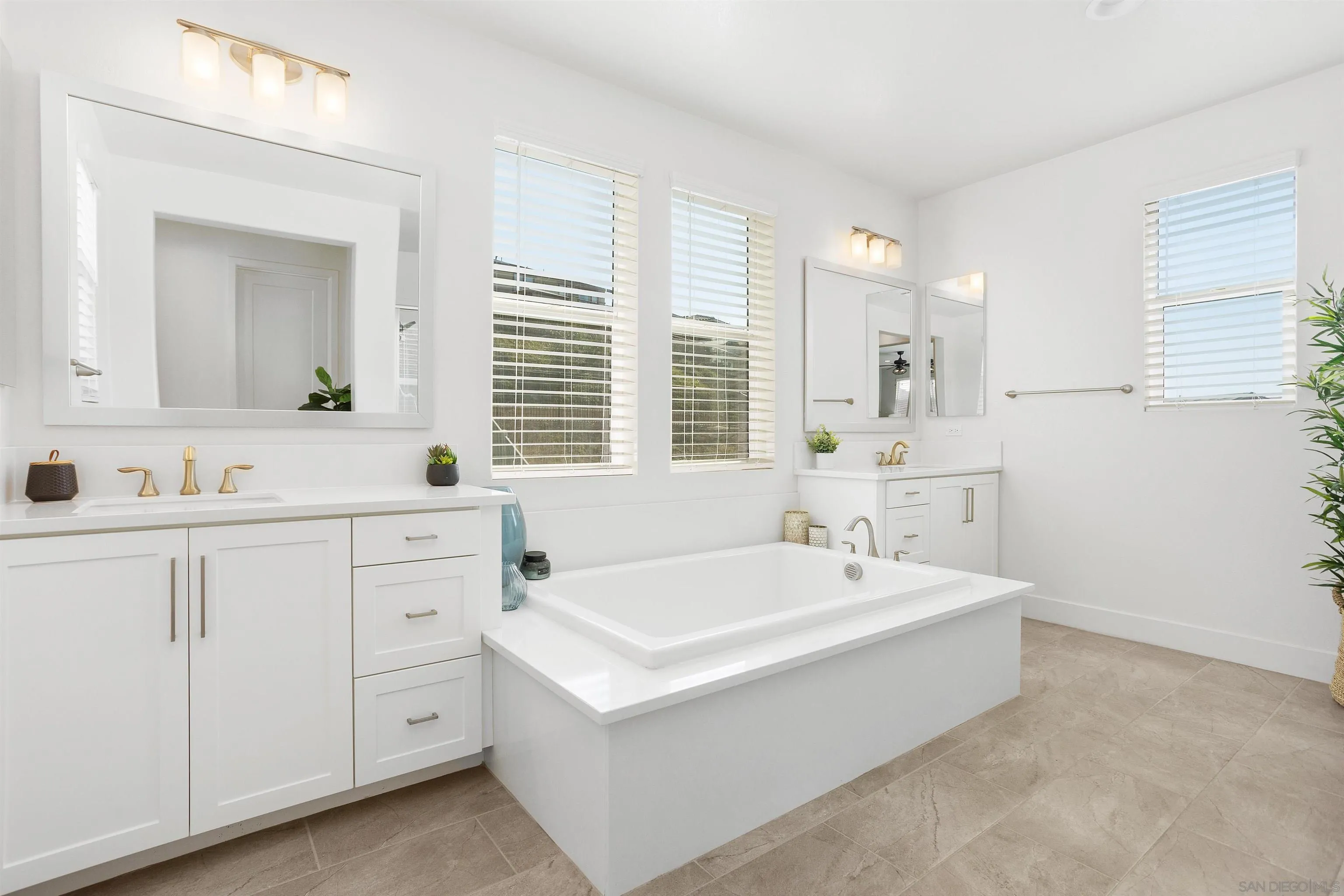 327 Ventasso Way Fallbrook, CA 92028 - Photo 20 of 39 Gallery Image 20