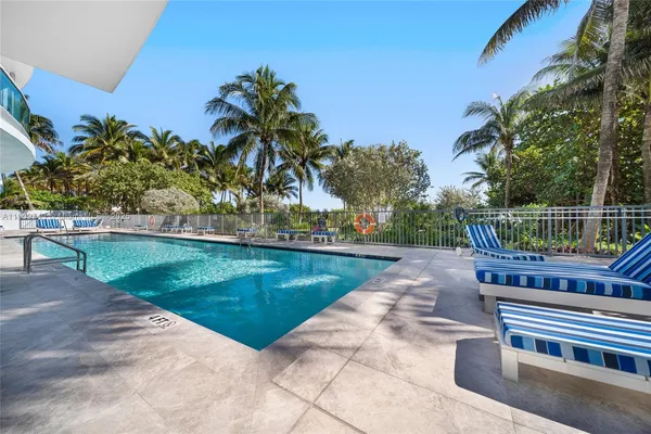 $1,650,000 | 9401 Collins Avenue, Unit 205, Surfside, FL 33154