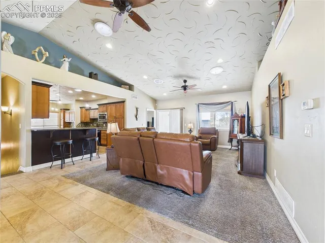 $625,000 | 2084 Iris Road, Pueblo, CO 81006