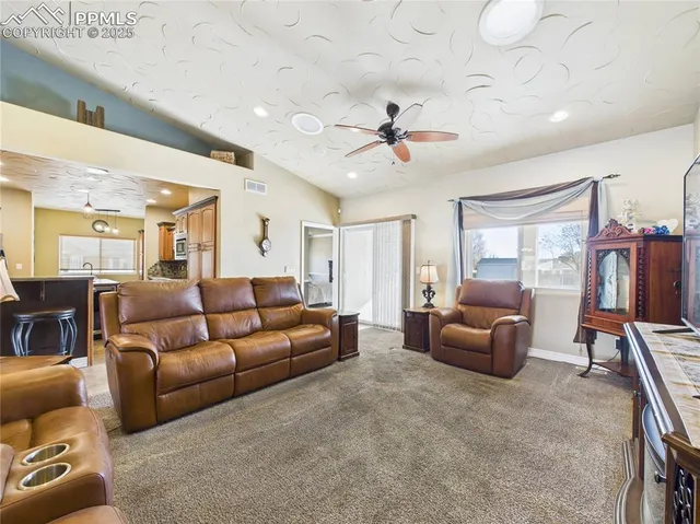 $625,000 | 2084 Iris Road, Pueblo, CO 81006