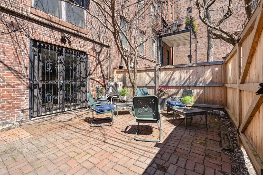 148 Warren Avenue, Unit 1 Boston, MA 02116 - Photo 21 of 28