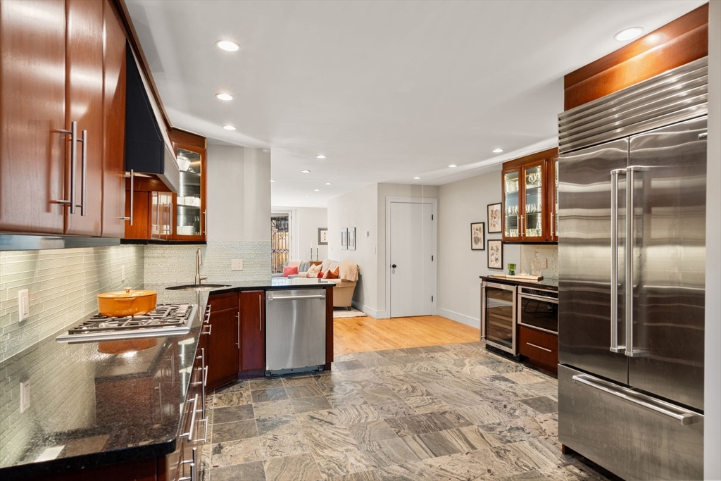 148 Warren Avenue, Unit 1 Boston, MA 02116 - Photo 9 of 28