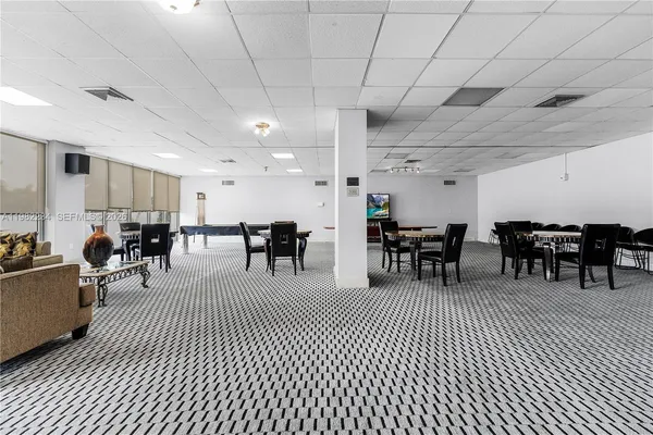$344,444 | 2150 Sans Souci Boulevard, Unit B605, North Miami, FL 33181