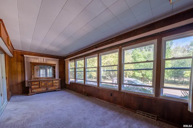 $74,900 | 334 West Birch Street, Canton, IL 61520