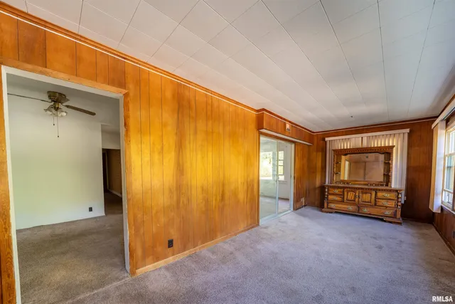 $74,900 | 334 West Birch Street, Canton, IL 61520