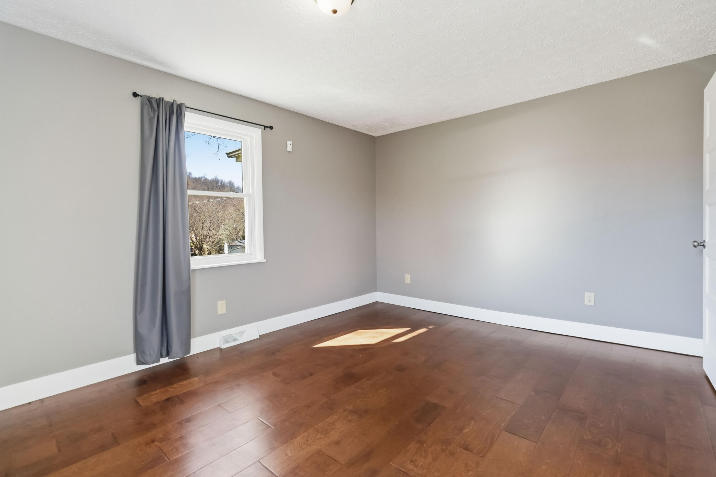 41 Valentine Branch Road Cannon, KY 40923 - Photo 43 of 61 038