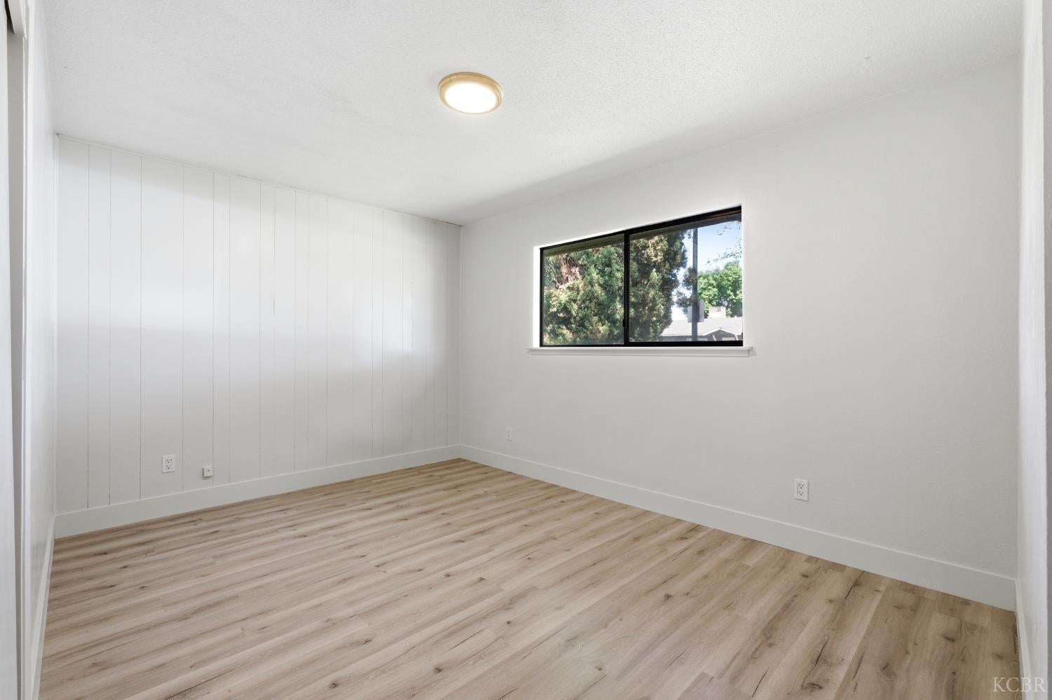 161 West Spring Lane Lemoore, CA 93245 - Photo 19 of 34 Gallery Image 19