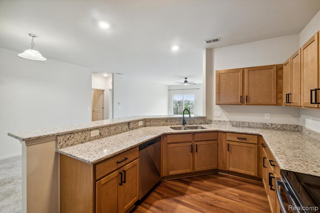 9804 Ridge Run Street, Unit 57 Howell, MI 48855 - Photo 13 of 29