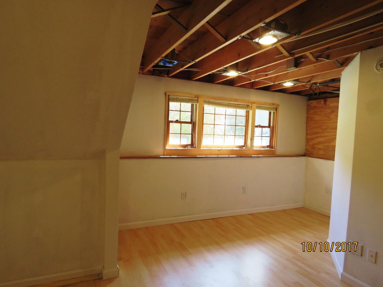 201 North Road Epsom, NH 03234 - Photo 14 of 32